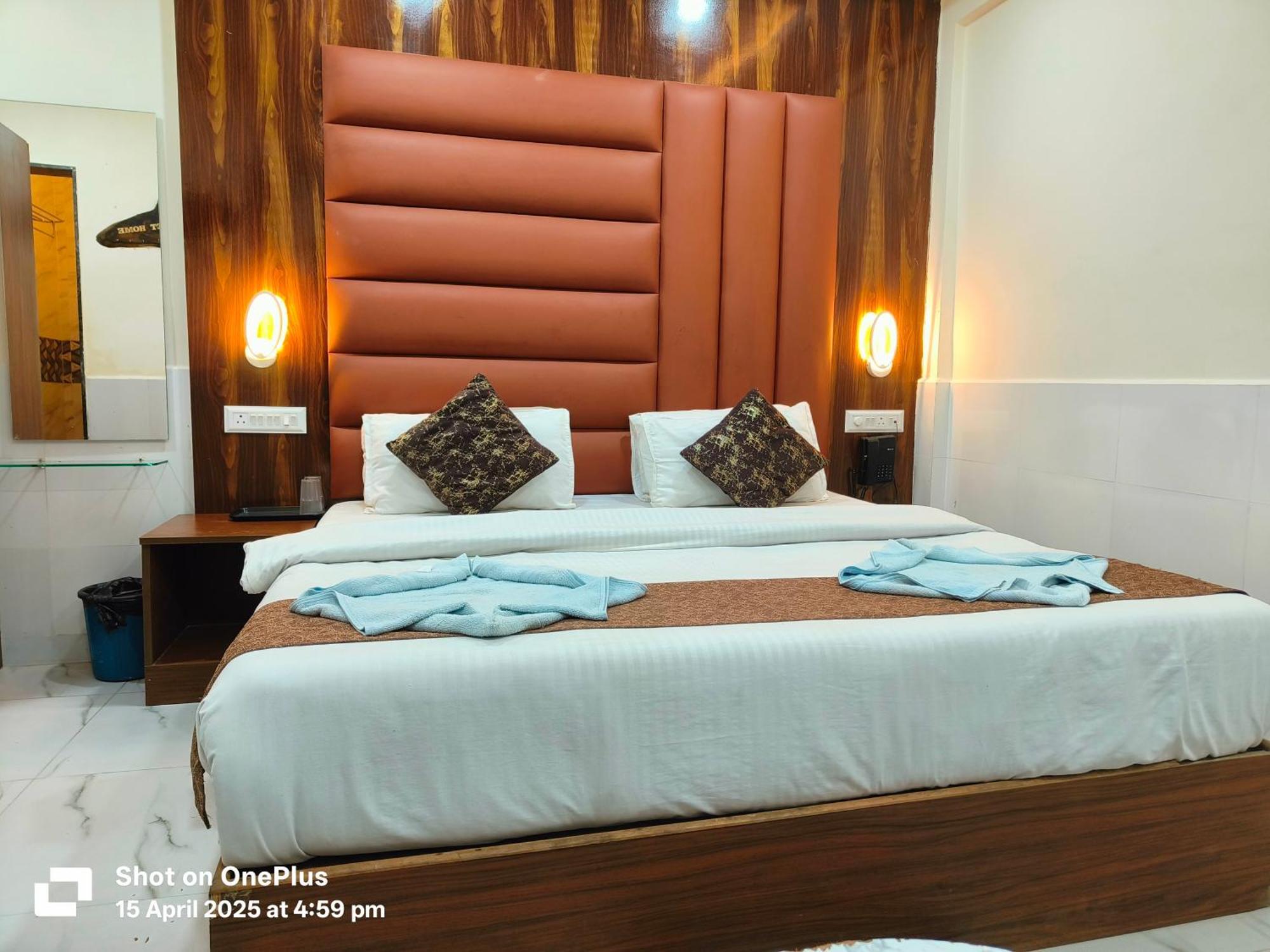 Hotel Small Daddy Plus カラングート エクステリア 写真